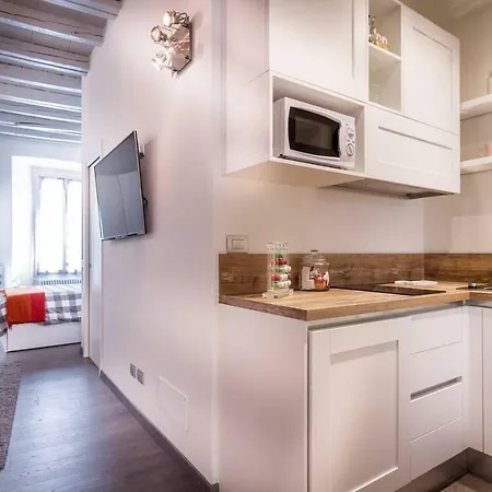 Joivy Chic Studio In Centre Como